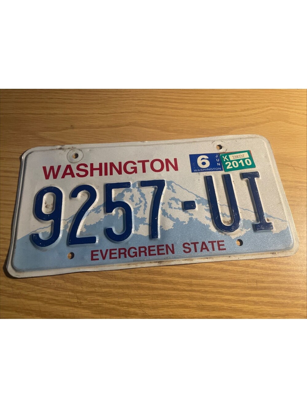 License Plate Washington USA American 9257 UI Expired WI Graphic State Sign 2010